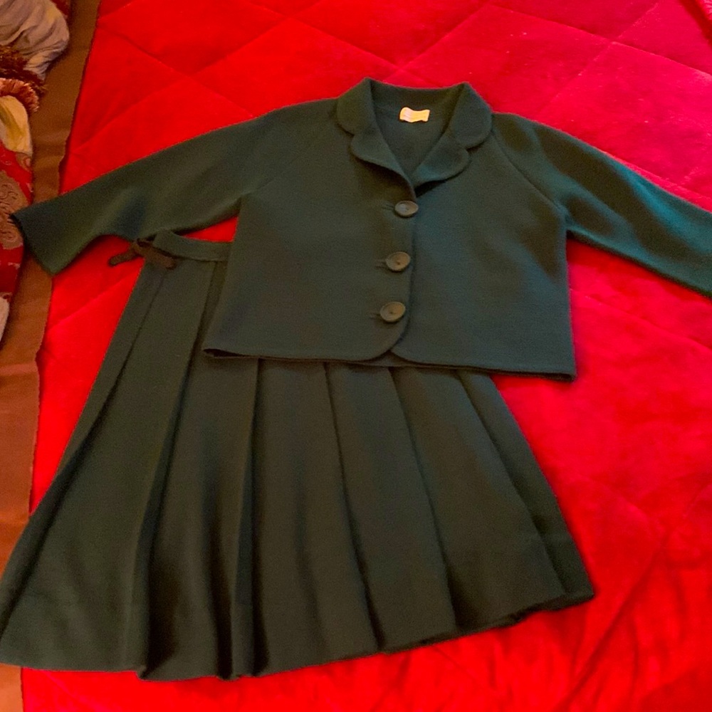 2 piece vintage knit sweater and skirt.
